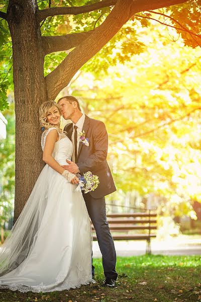 Fotografo di matrimoni Sergey Luchin (glubina). Foto del 15 febbraio 2015