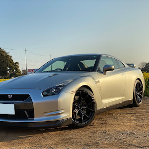 NISSAN GT-R R35