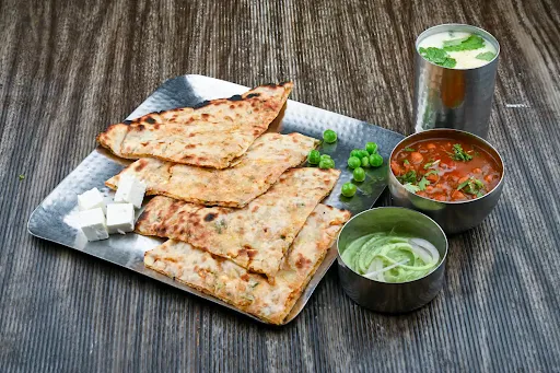 Paneer Mattar Punjabi Kulcha Combo