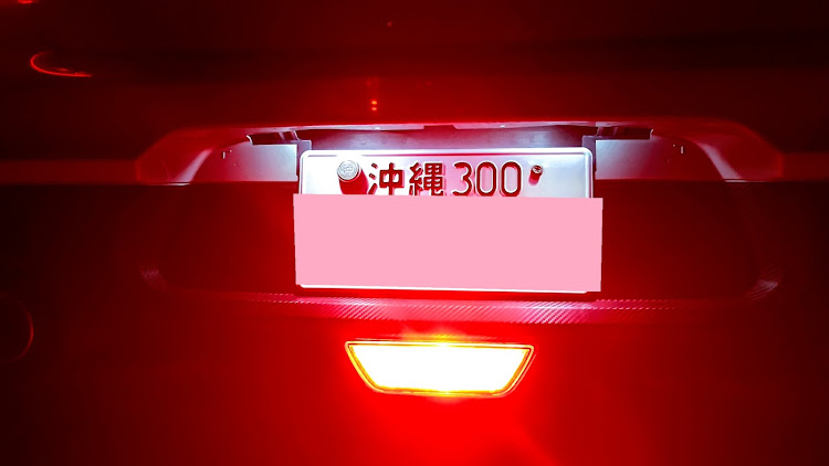スイフトスポーツのスイスポ・沖縄・GW・DIY・スイスポは良いぞ～おじさんに関するカスタム事例の投稿画像2枚目