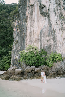 Fotógrafo de casamento Olga Safonova (olgasafonova). Foto de 23 de março 2022