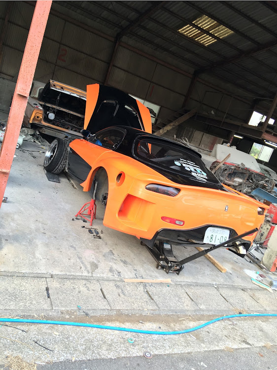 RX-7の秋ドレ♫・STANCE NATION・紅葉と愛車に関するカスタム事例の投稿画像1枚目