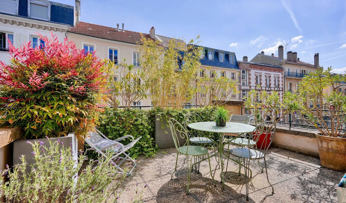 Apartment with terrace Saint-Germain-en-Laye