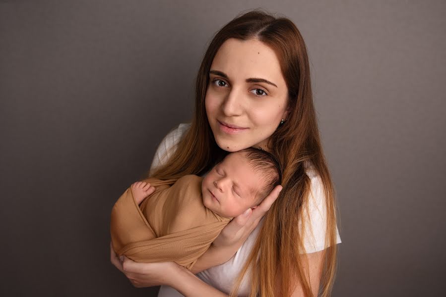 Fotógrafo de casamento Irina Asina (asina). Foto de 30 de abril 2022