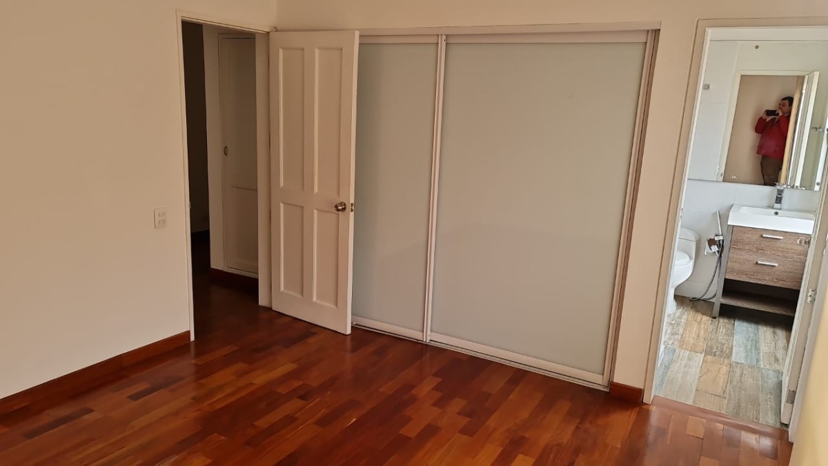 Apartamento En Venta - Santa Barbara Central, Bogota