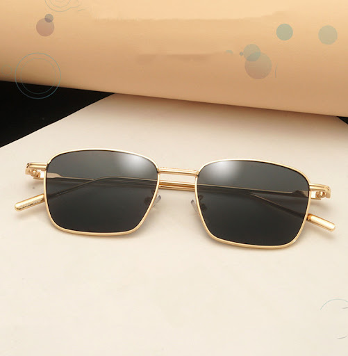 Title 2, Metal Small Frame Fashionable Versatile Sunglasses