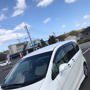 フリード GB3
