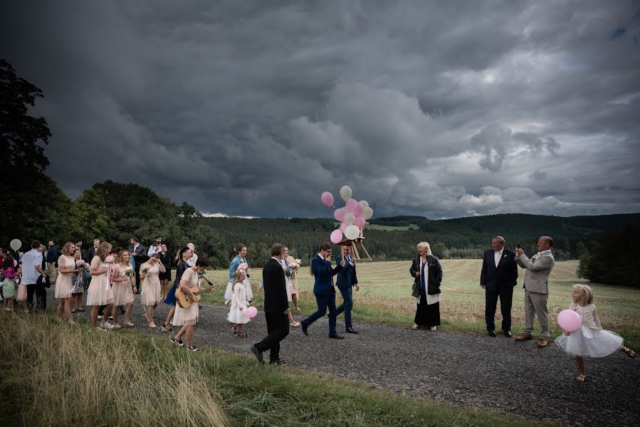 Bryllupsfotograf Háta Derner (hatavondrac). Bilde av 15 mai 2019