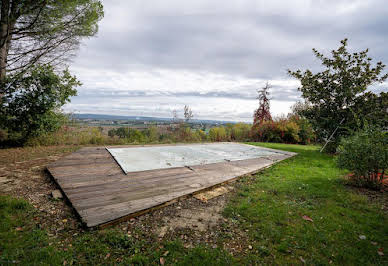 Maison avec piscine et terrasse 5