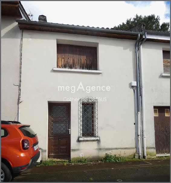 Vente maison 3 pièces 84 m² à Aire-sur-l'Adour (40800), 94 200 €