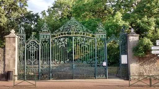 Sablé - Grille du parc du Château