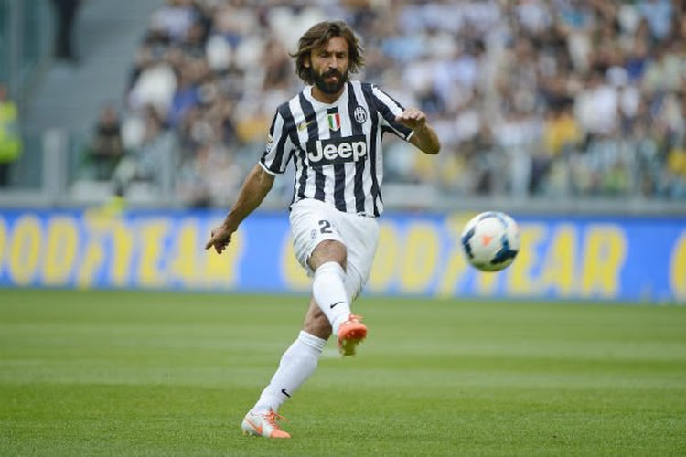 Quel enchaînement d'Andrea Pirlo