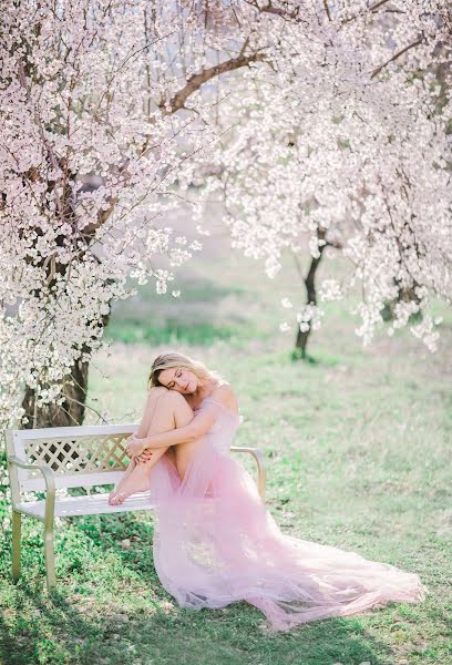 Fotógrafo de casamento Alena Belan (alenab). Foto de 4 de abril 2017