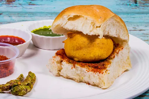 Classic Vada Pav