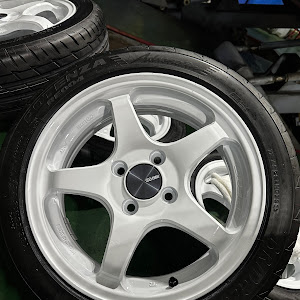 エスクァイア ZWR80G