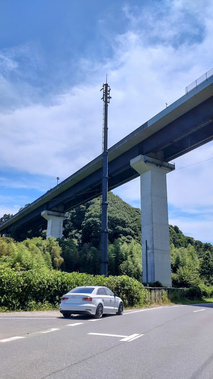 A3 セダンのいつもイイネ&コメントありがとうございます🙇‍♂️・アウディのある生活・愛車の表情・暑い、、暑いぞおおお！！・被害に遭われた方に心よりお見舞い申し上げますに関するカスタム事例の投稿画像2枚目