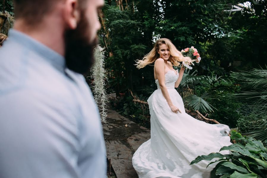 Fotógrafo de casamento Dmitriy Berdnik (brdnk). Foto de 29 de dezembro 2016