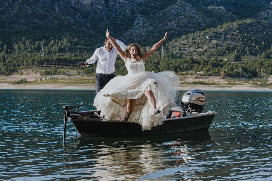 Bryllupsfotograf Marta De La Torre (martadelatorre). Bilde av 14 april 2022