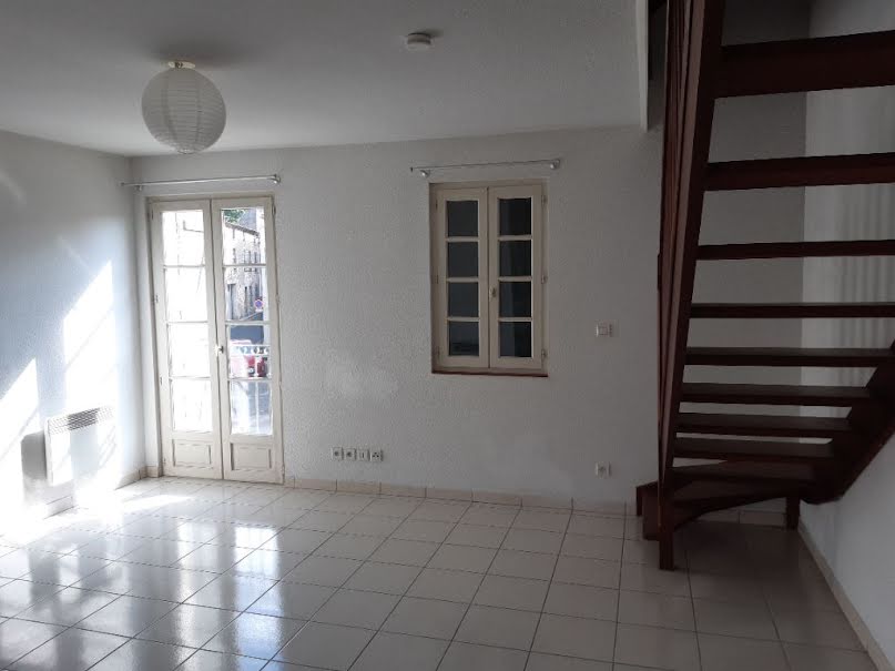 Location  appartement 2 pièces 43 m² à Castres (81100), 500 €