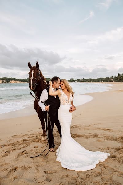 Fotógrafo de casamento Kseniya Dolzhenko (kseniadolzhenko). Foto de 13 de novembro 2018