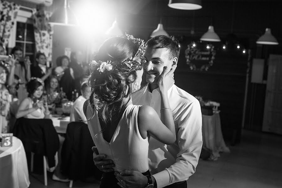 Wedding photographer Dmitriy Gievskiy (dmgievsky). Photo of 4 September 2017