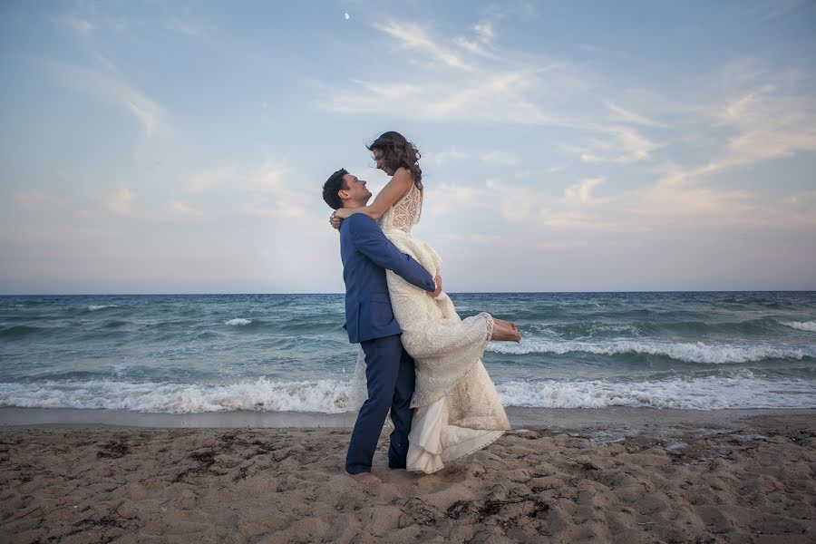 Bröllopsfotograf Emilia Panagiotou-Okto (panagiotou). Foto av 4 april 2020