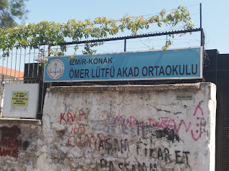 İzmir-Konak Ömer Lütfü Akad Ortaokulu