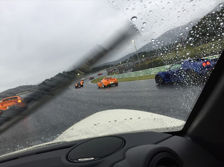 エリーゼの車種名エンブレムは有り派・ジャパンロータスデイ・ロータス・10月もよろしくお願いします・オフ会に関するカスタム事例の投稿画像5枚目