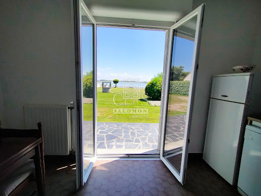 Seaside house with garden and terrace 5