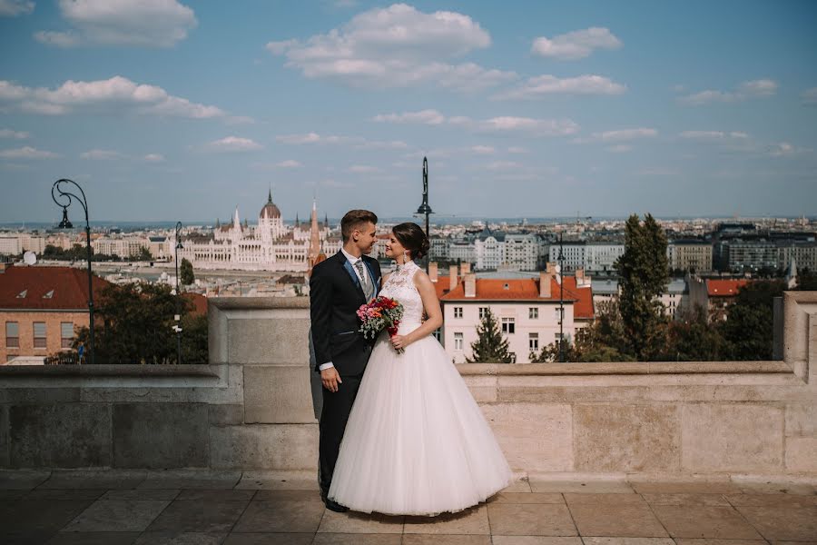 Fotografo di matrimoni Anita Dajka (dajkaanita19). Foto del 13 gennaio 2019