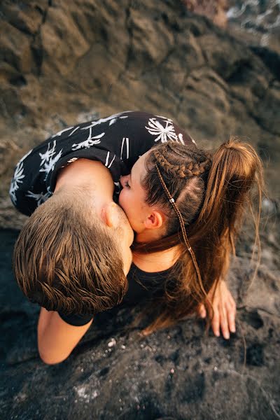 Wedding photographer Eva Isaeva (sisters). Photo of 6 March