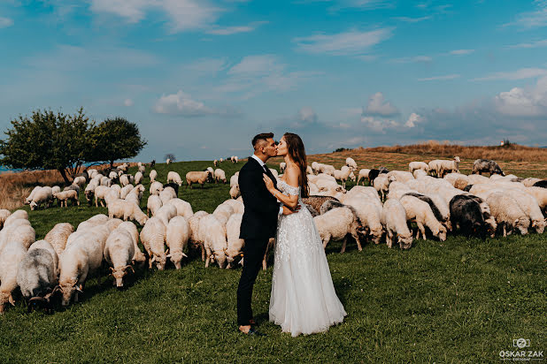 Bröllopsfotograf Oskar Żak (fotografnowysacz). Foto av 13 november 2023