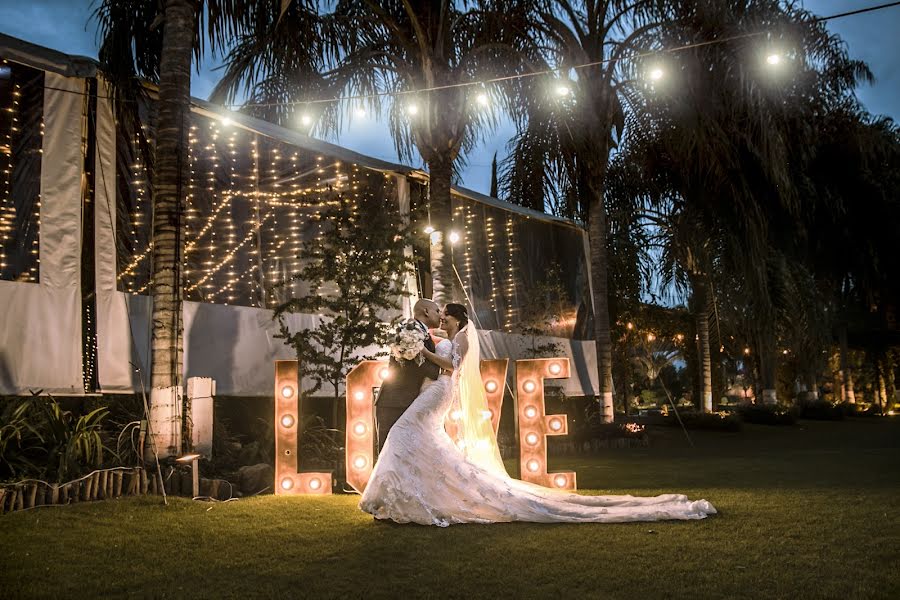 Bröllopsfotograf Alejandra Zapata (alezapatafoto). Foto av 11 oktober 2021