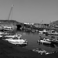 Il Rione Terra visto dalla Darsena di Pozzuoli di 