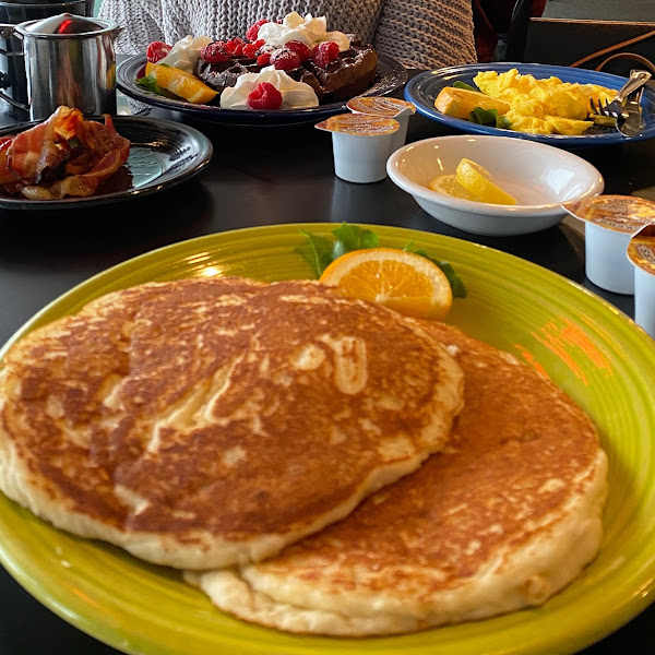 Gluten-Free Pancakes at Silver Skillet Cafe