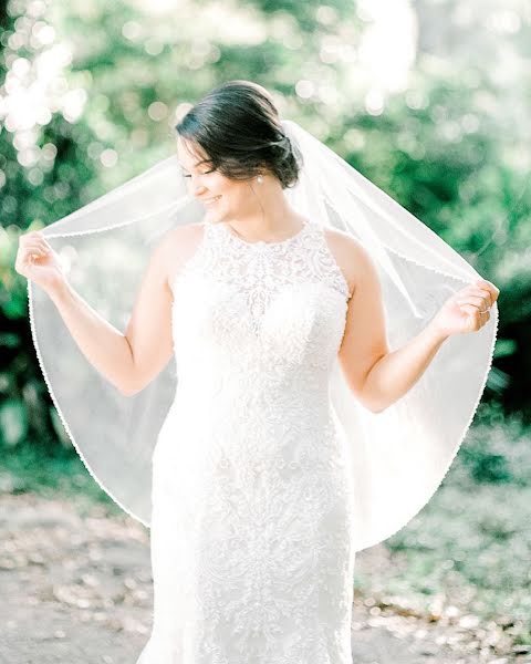 Nhiếp ảnh gia ảnh cưới Leighann Roush (bluewatersphoto). Ảnh của 30 tháng 12 2019