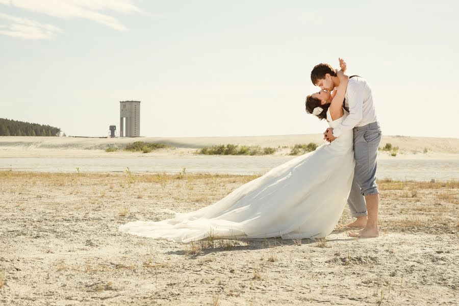 Fotógrafo de casamento Ekaterina Bakulina (2photomoments). Foto de 24 de março 2017