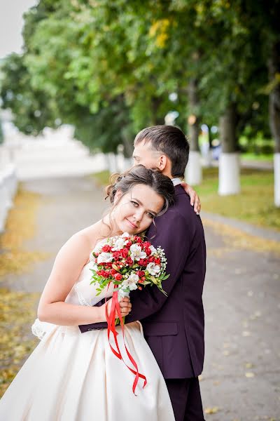 Fotógrafo de casamento Evgeniy Fomin (fomka21). Foto de 3 de fevereiro 2019