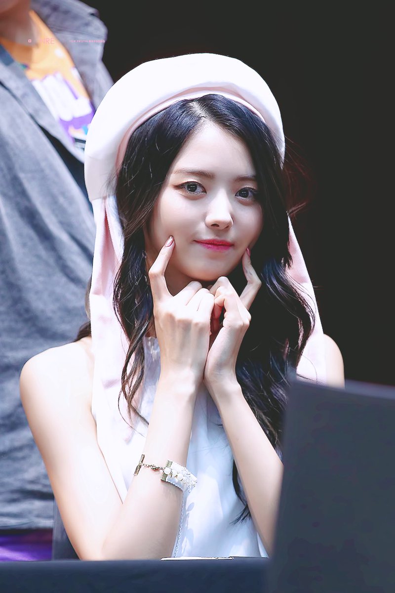 Nayoung-00