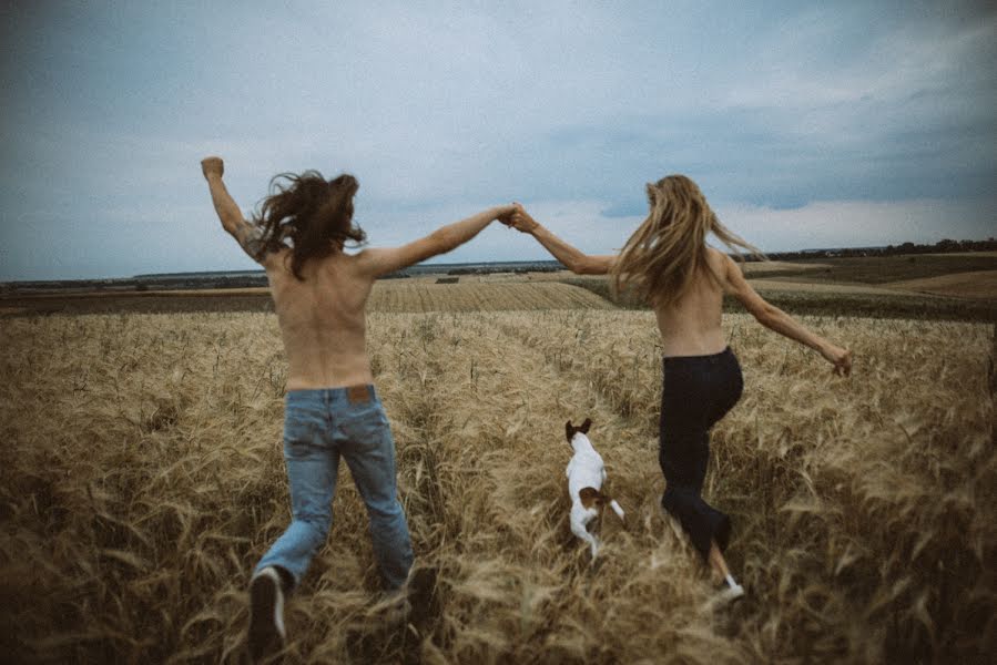 Jurufoto perkahwinan Varvara Shevchuk (vvvarka). Foto pada 9 Julai 2019