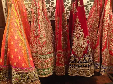 santa-cruz-market-best-bridal-lehengas_image