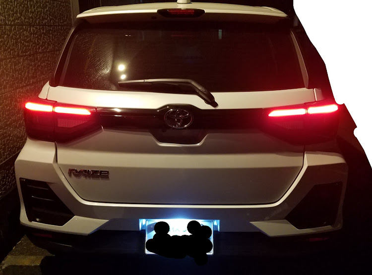 ライズのライズ・LED・ナンバー灯LED化・DIYに関するカスタム事例の投稿画像3枚目