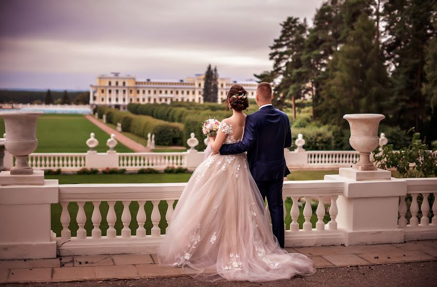 Wedding photographer Anastasiya Bulkina (stella123). Photo of 24 October 2019