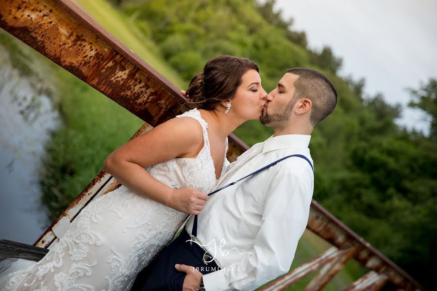 Fotografo di matrimoni Jennifer Brum (jenniferbrum). Foto del 2 gennaio 2022