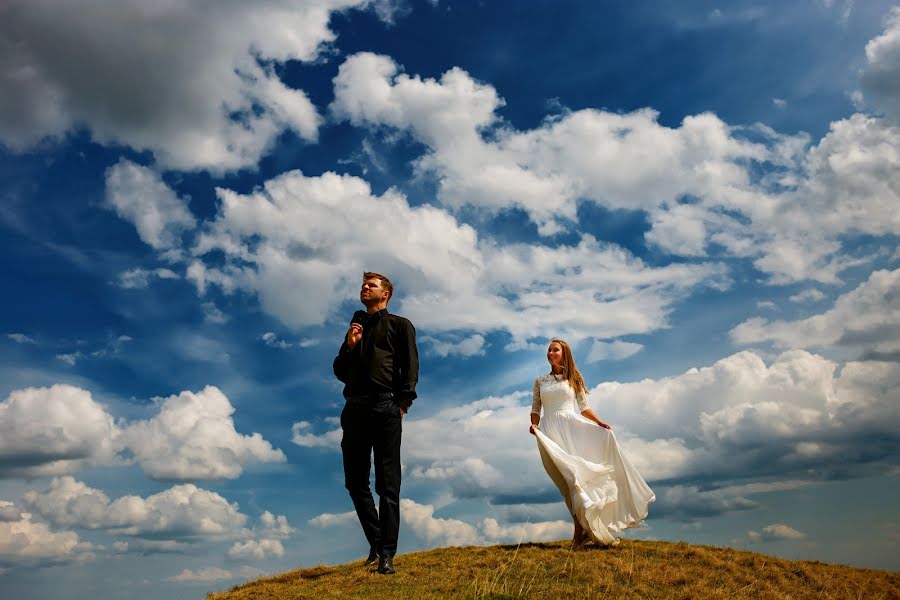 Fotografo di matrimoni Andrei Enea (andreienea). Foto del 10 maggio 2018