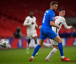 🎥 Op z'n Zidanes! Phil Foden pakt uit met weergaloze balaanname, twee goals en een assist