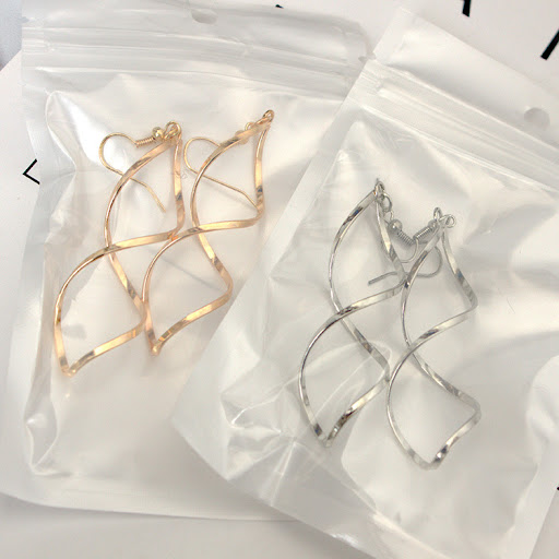 Title 7, Minimalist Spiral Curved Stud Earrings Design W...