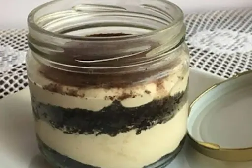 Tiramisu Cake In Jar