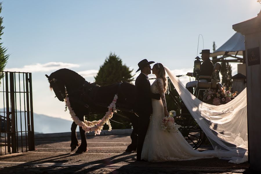 Fotografo di matrimoni Samantha Aguilar (laguindalove). Foto del 8 luglio 2021