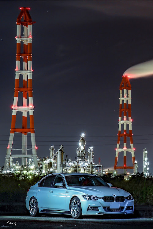 3シリーズ セダンのBMW・BBS・斜め45度の美学♣️・工場夜景・オニヤンマに関するカスタム事例の投稿画像6枚目